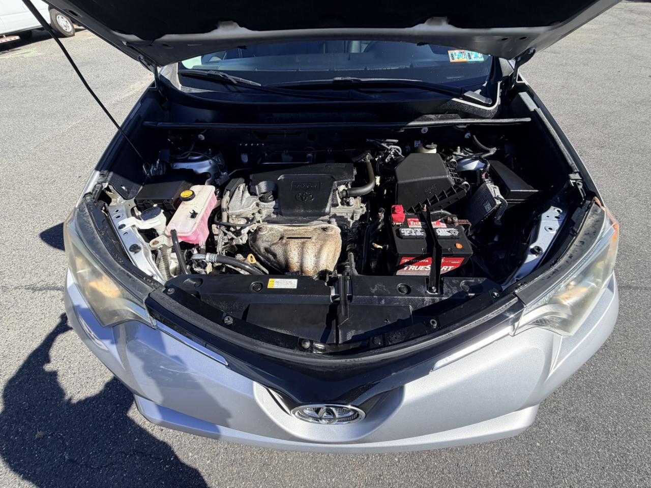 Toyota RAV4 AWD 4dr LE (Natl) 2016