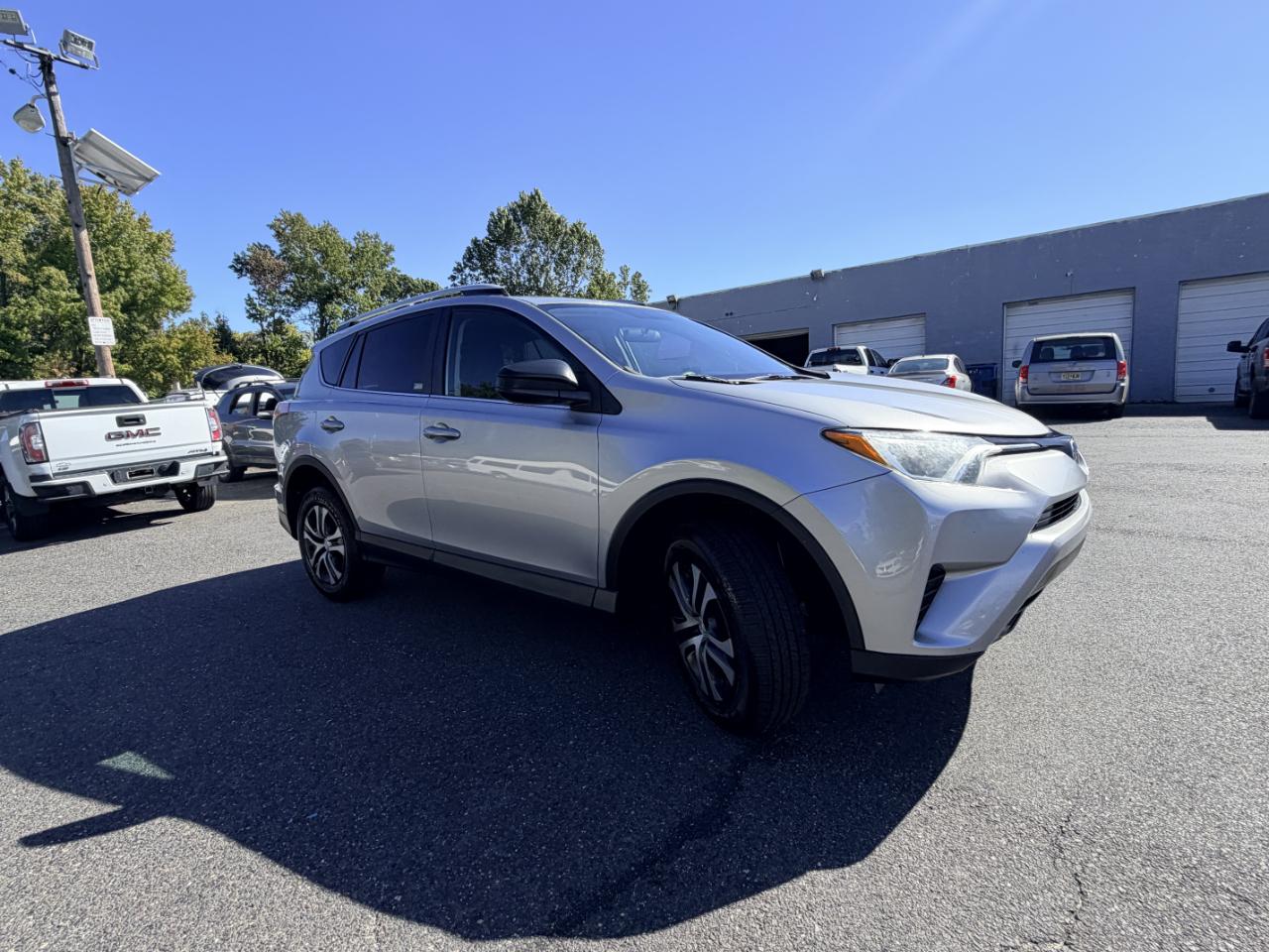 Toyota RAV4 AWD 4dr LE (Natl) 2016