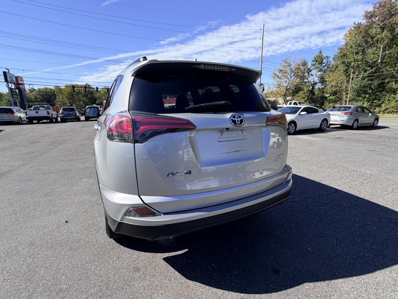 Toyota RAV4 AWD 4dr LE (Natl) 2016