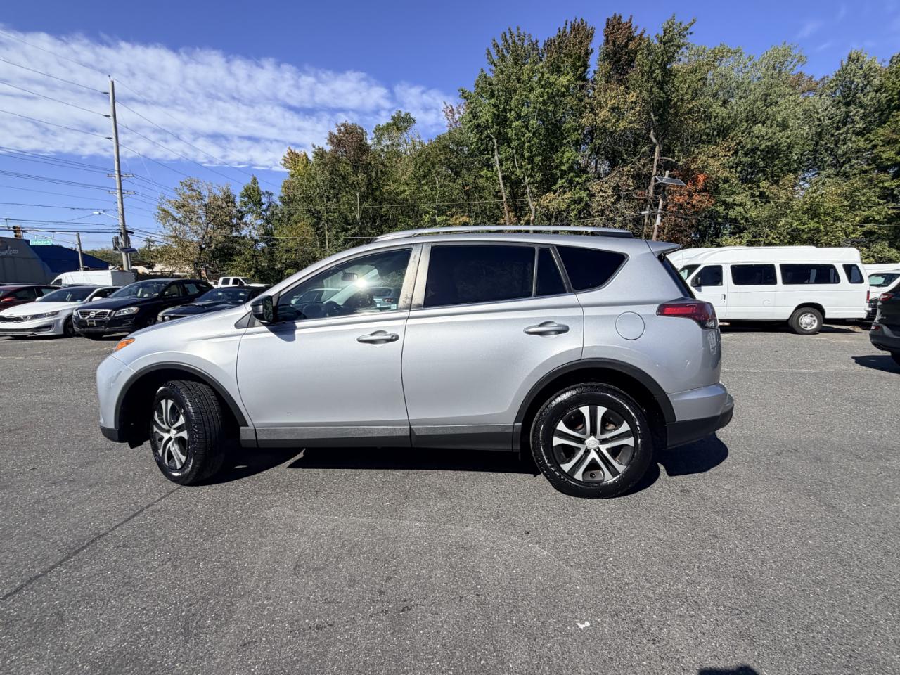 Toyota RAV4 AWD 4dr LE (Natl) 2016