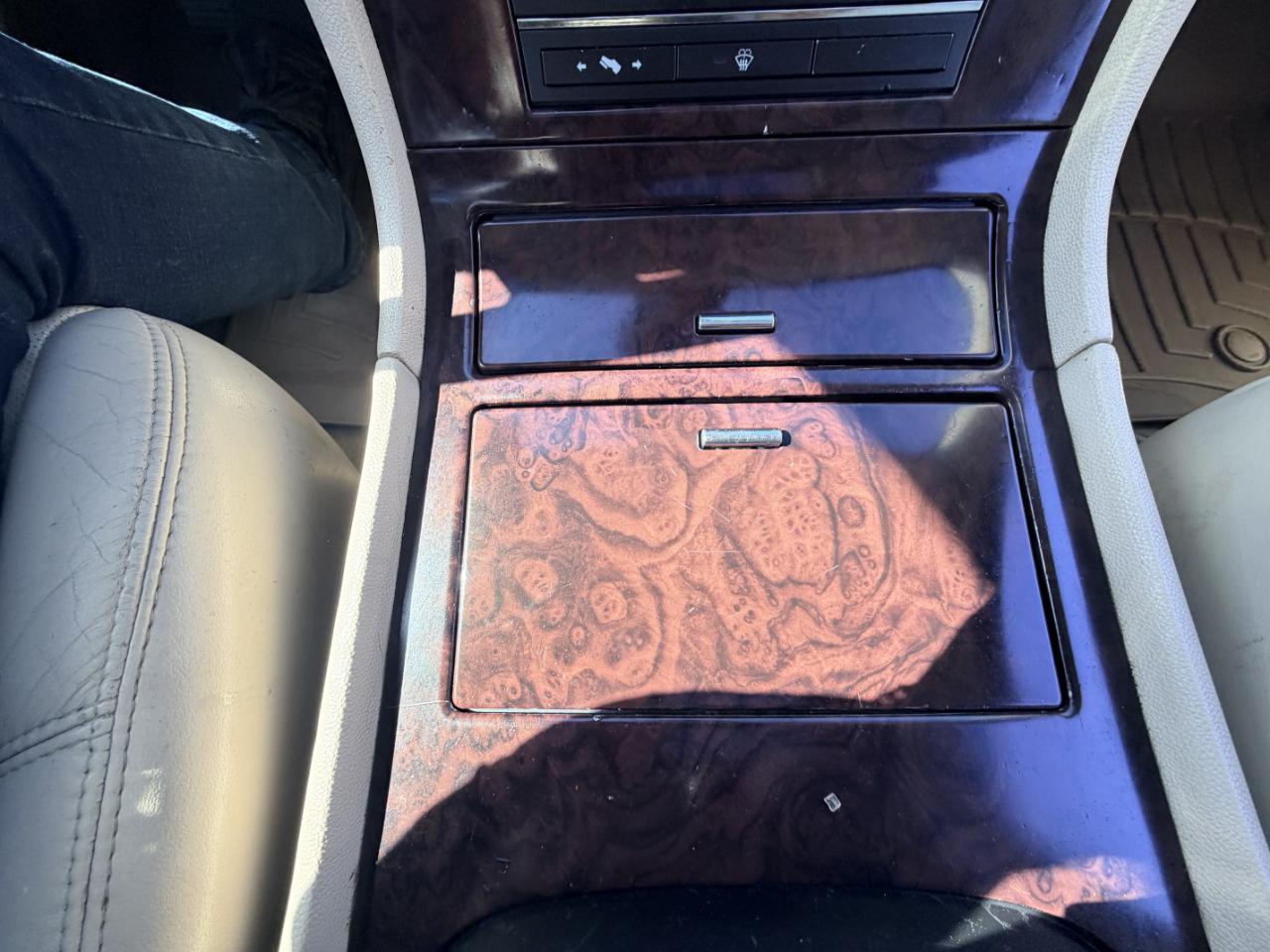 Cadillac Escalade 2WD 4dr 2007
