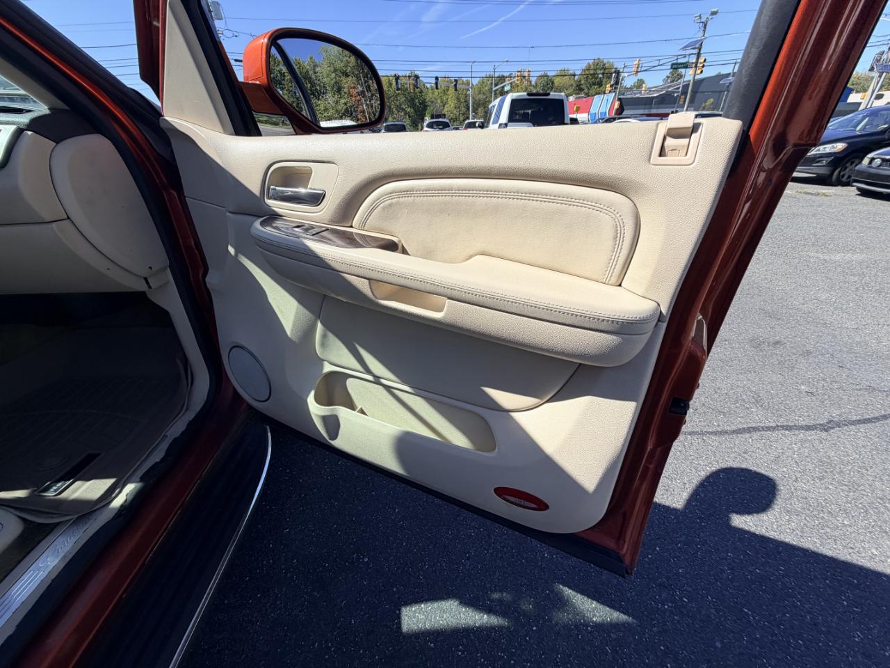 Cadillac Escalade 2WD 4dr 2007