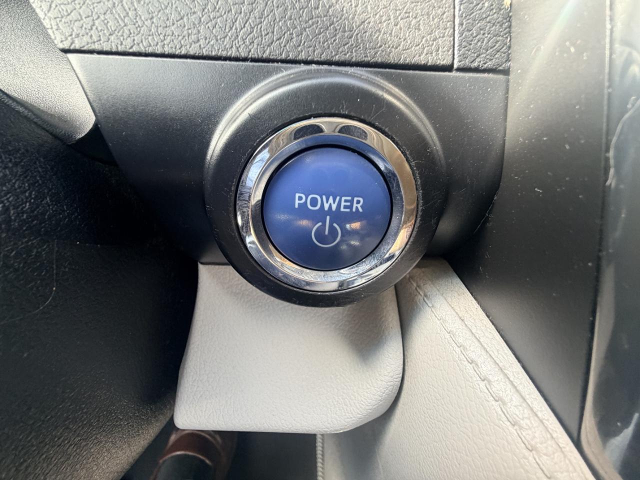 Toyota Camry Hybrid 4dr Sdn XLE (Natl) 2012