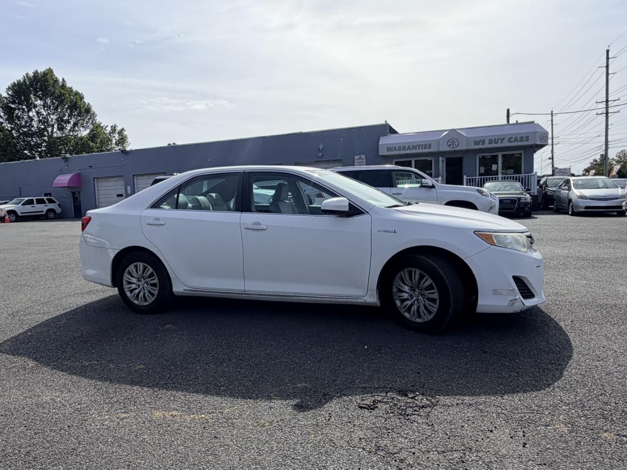 Toyota Camry Hybrid 4dr Sdn XLE (Natl) 2012