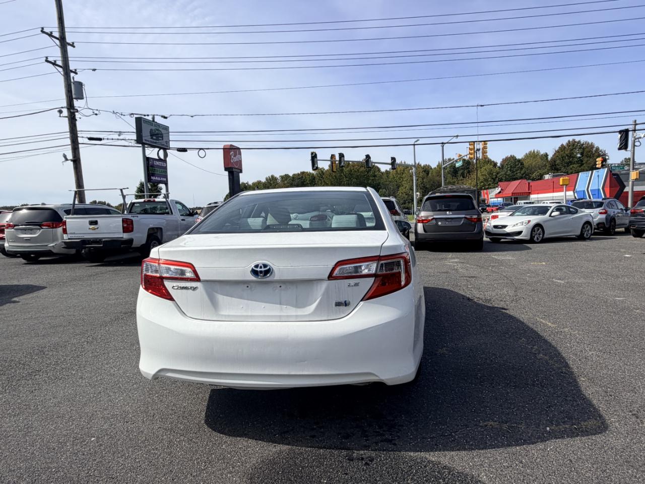 Toyota Camry Hybrid 4dr Sdn XLE (Natl) 2012