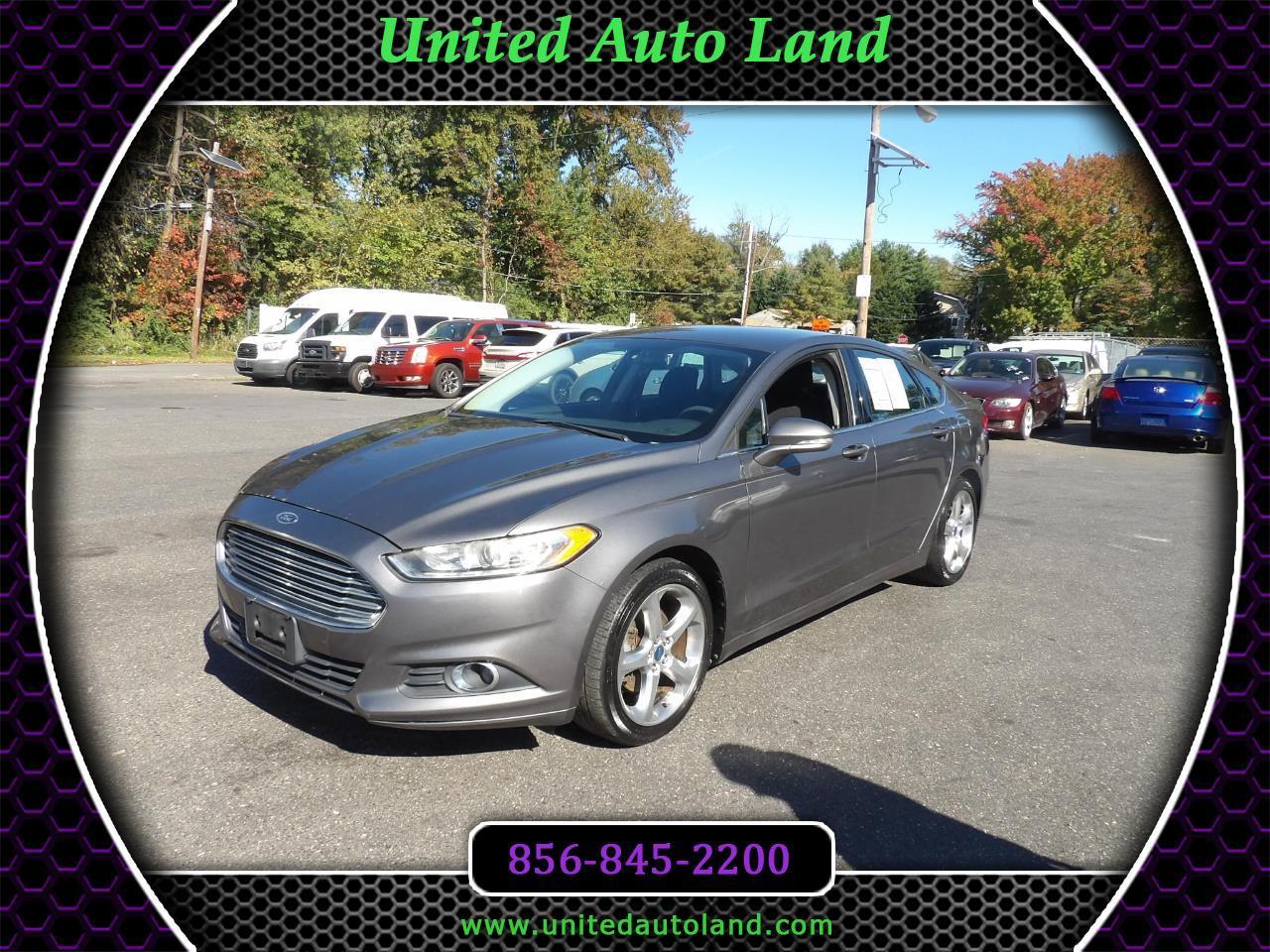 2013 Ford Fusion 4dr Sdn SE FWD