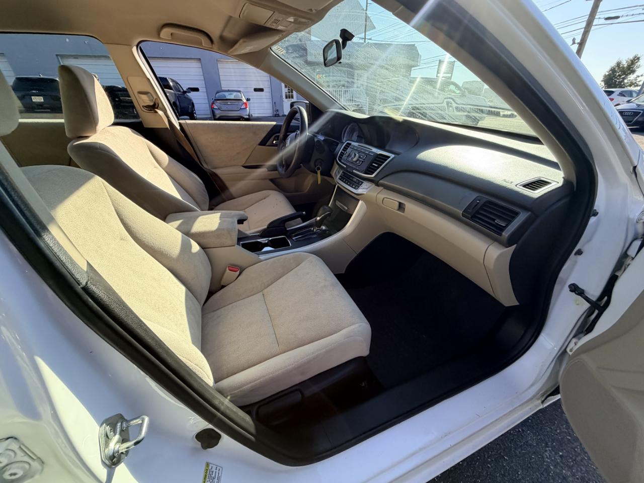 Honda Accord Sdn 4dr I4 CVT LX 2013