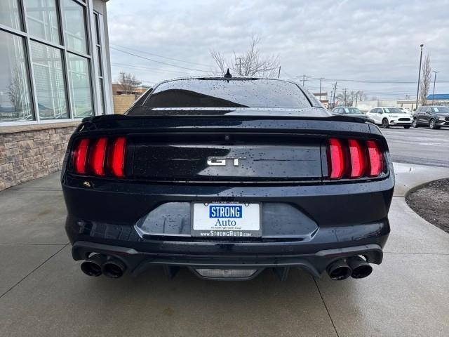 Ford Mustang GT Fastback 2021
