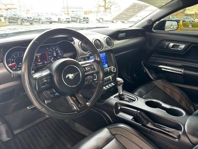 Ford Mustang GT Fastback 2021