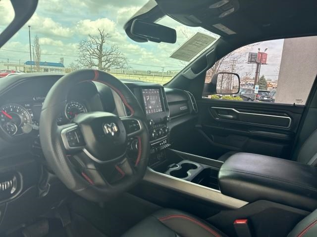 RAM 1500 Big Horn/Lone Star 4x4 Crew Cab 5'7" Box 2019