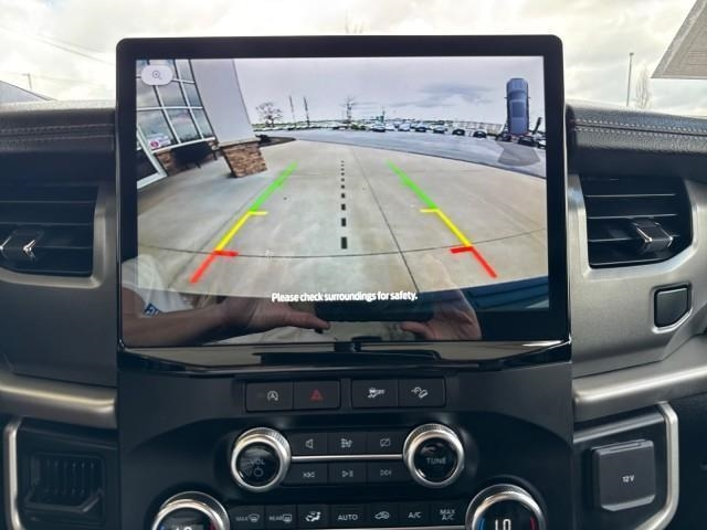 Ford Expedition Max XLT 4x4 2024