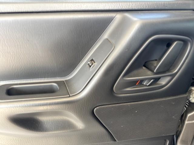 Jeep Grand Cherokee 4dr Laredo 4WD 2004