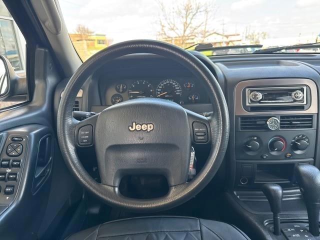 Jeep Grand Cherokee 4dr Laredo 4WD 2004