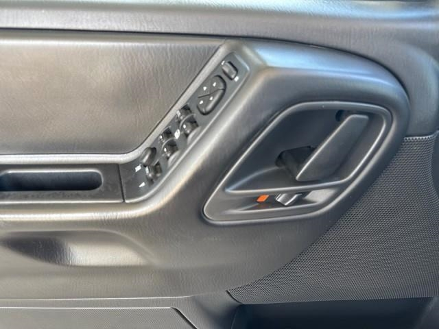 Jeep Grand Cherokee 4dr Laredo 4WD 2004