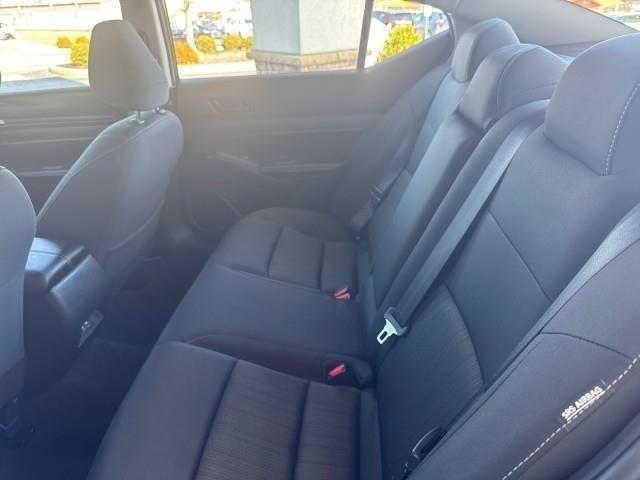 Nissan Altima 2.5 SV Sedan 2024