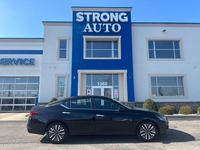 Nissan Altima 2.5 SV Sedan 2024