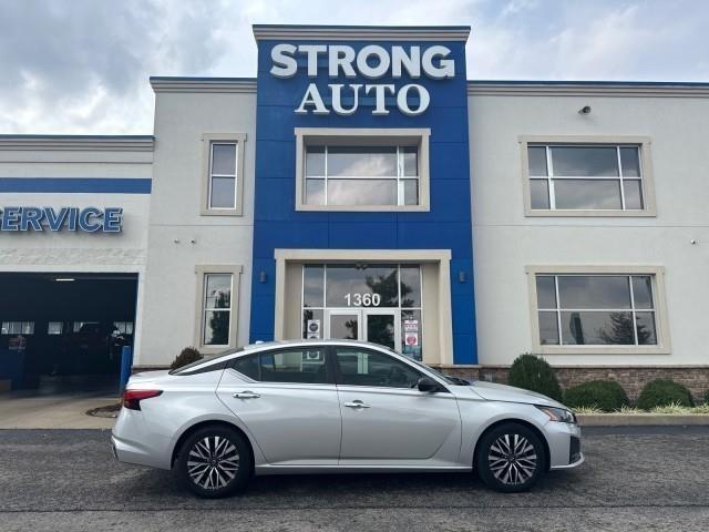 Nissan Altima 2.5 SV Sedan 2024