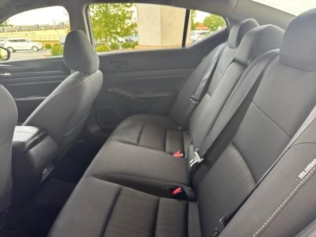 Nissan Altima 2.5 SV Sedan 2024