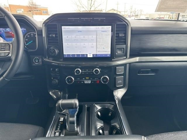 Ford F-150 Lariat 4WD SuperCrew 5.5' Box 2023
