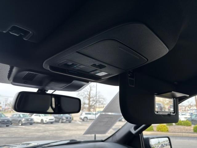 Ford F-150 Lariat 4WD SuperCrew 5.5' Box 2023