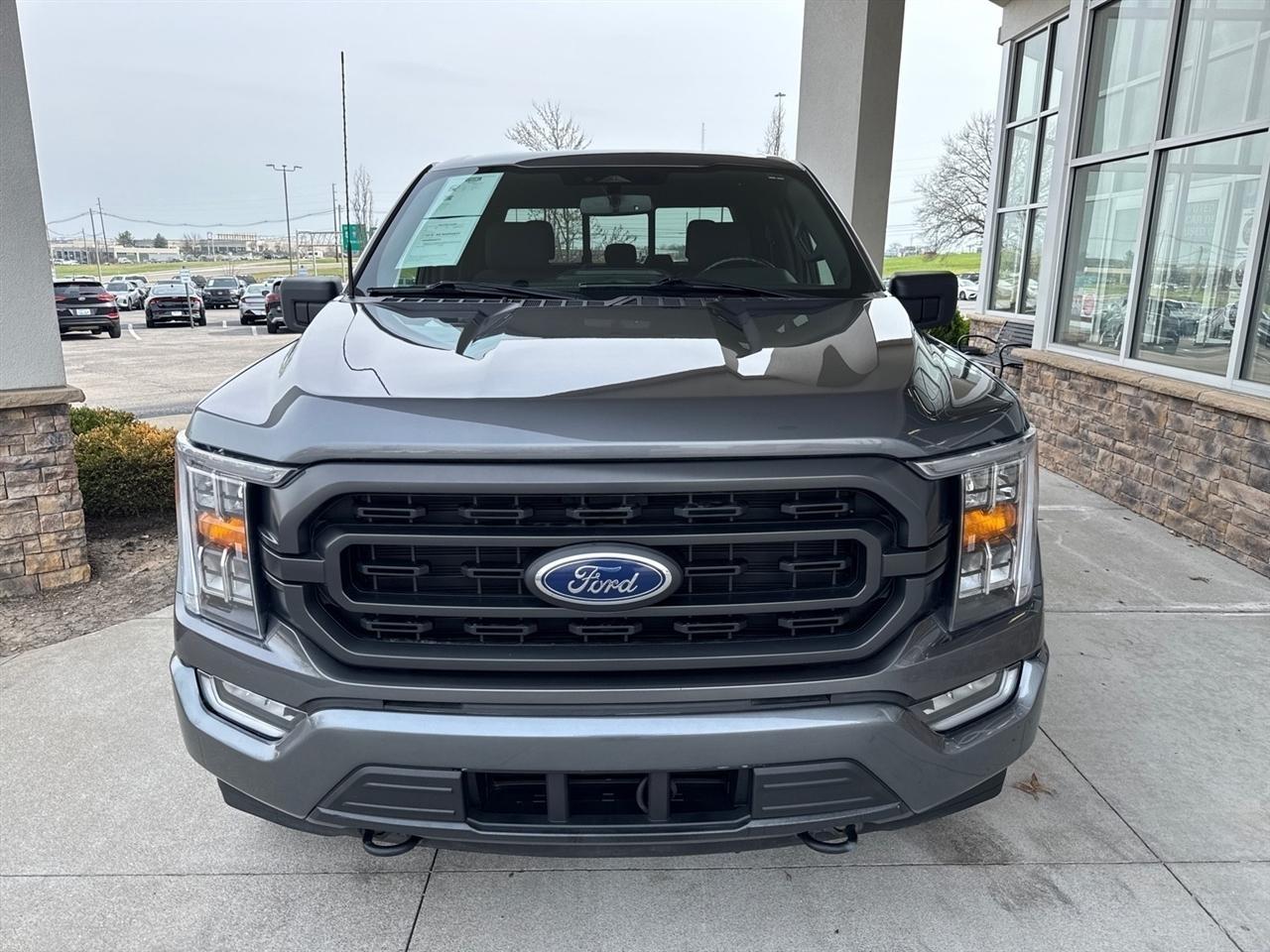 Ford F-150 Lariat 4WD SuperCrew 5.5' Box 2023
