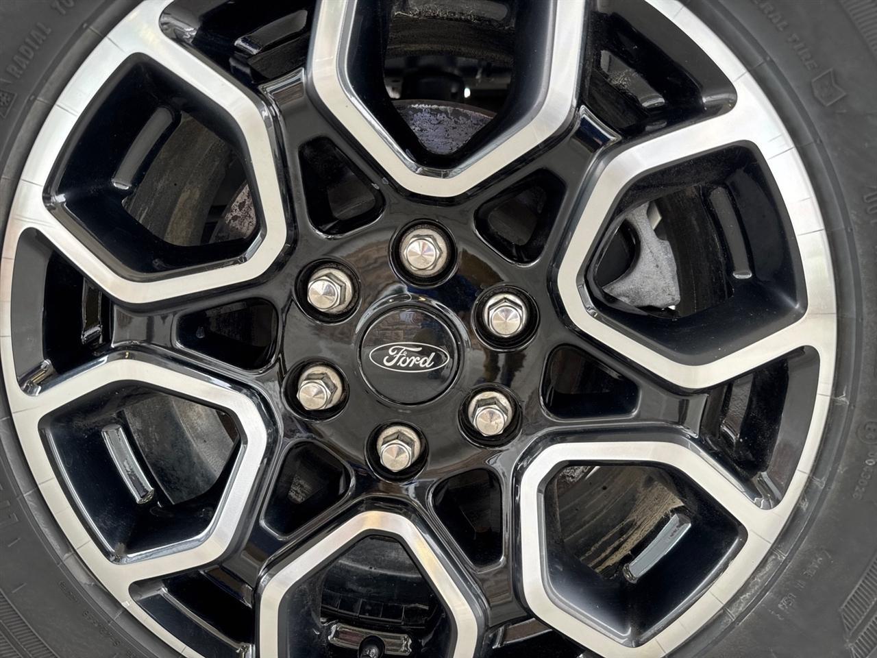 Ford F-150 Lariat 4WD SuperCrew 5.5' Box 2023