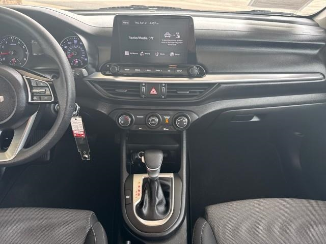 Kia Forte LXS IVT 2023