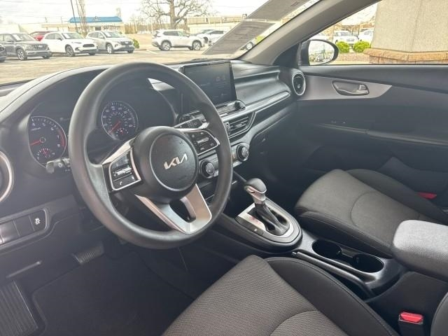 Kia Forte LXS IVT 2023