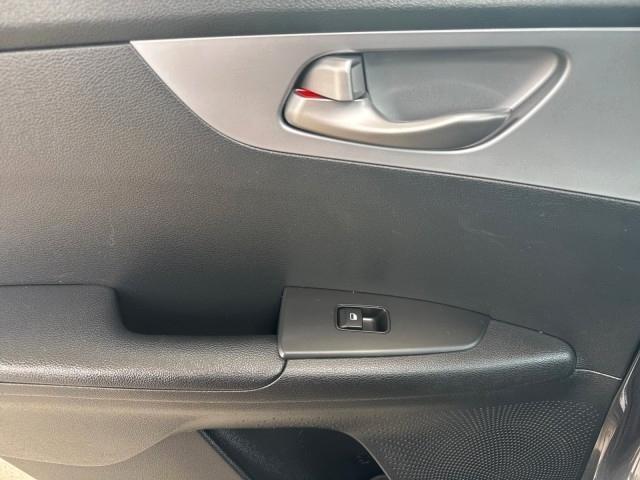 Kia Forte LXS IVT 2023
