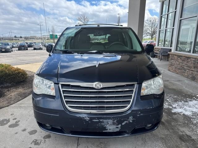Chrysler Town & Country 4dr Wgn Touring 2008