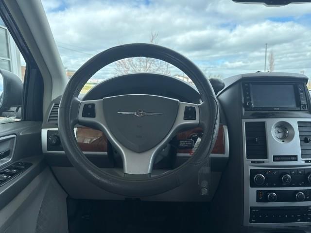 Chrysler Town & Country 4dr Wgn Touring 2008