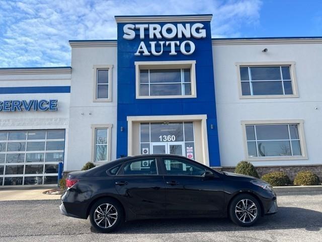 Kia Forte LXS IVT 2024