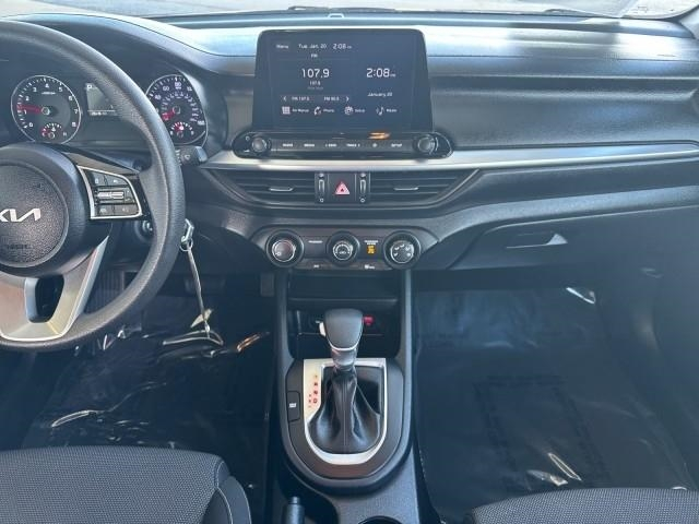 Kia Forte LXS IVT 2024