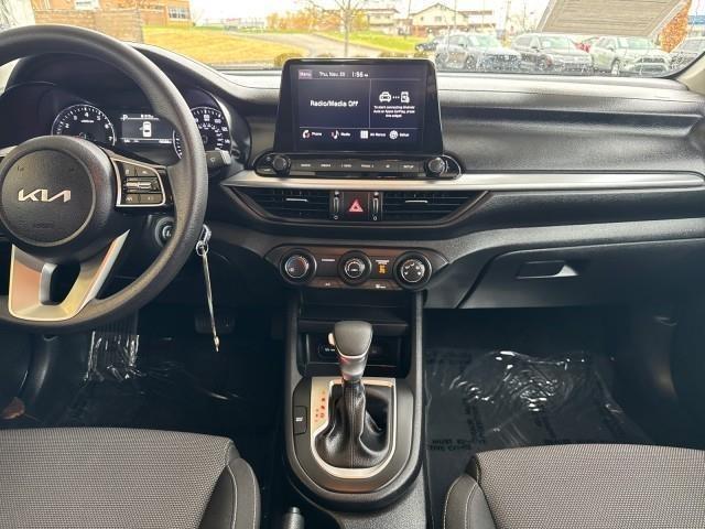 Kia Forte LXS IVT 2024