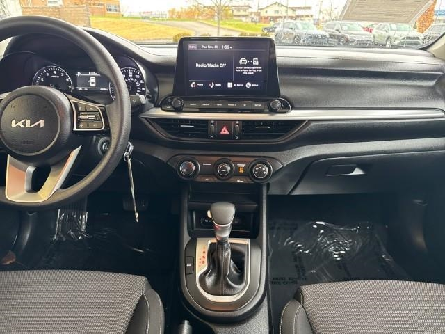 Kia Forte LXS IVT 2024