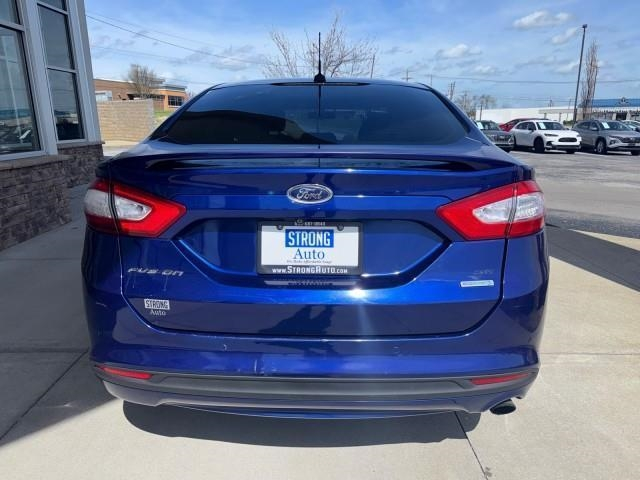 Ford Fusion 4dr Sdn SE FWD 2016