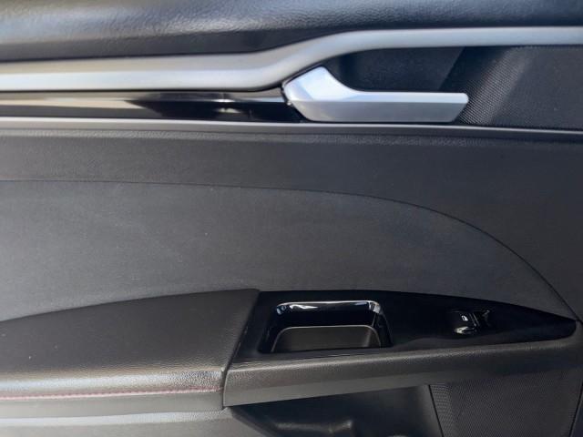 Ford Fusion 4dr Sdn SE FWD 2016