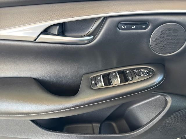 Infiniti QX50 LUXE AWD 2023