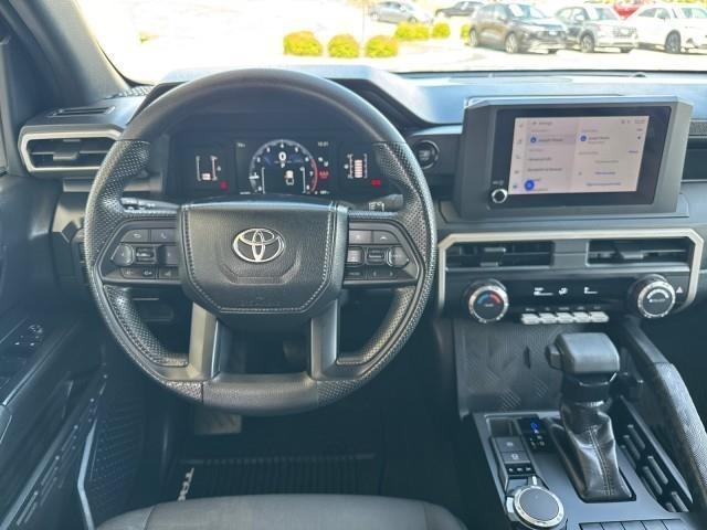 Toyota Tacoma 4WD SR Double Cab 5' Bed AT (Natl) 2024
