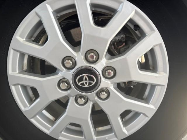 Toyota Tacoma 4WD SR Double Cab 5' Bed AT (Natl) 2024