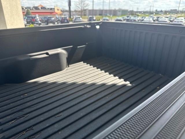 Toyota Tacoma 4WD SR Double Cab 5' Bed AT (Natl) 2024