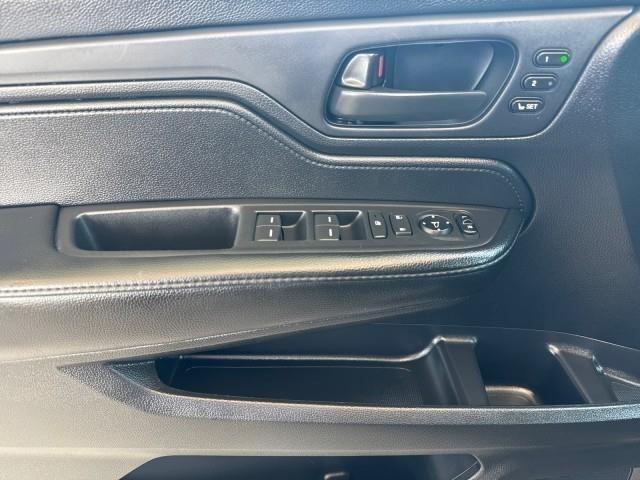 Honda Odyssey Sport-L Auto 2025