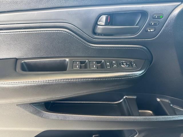 Honda Odyssey Sport-L Auto 2025