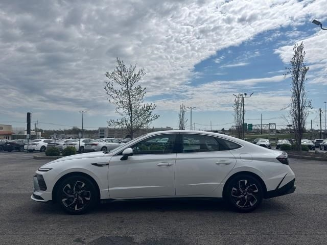 Hyundai Sonata SEL 2.5L FWD 2024
