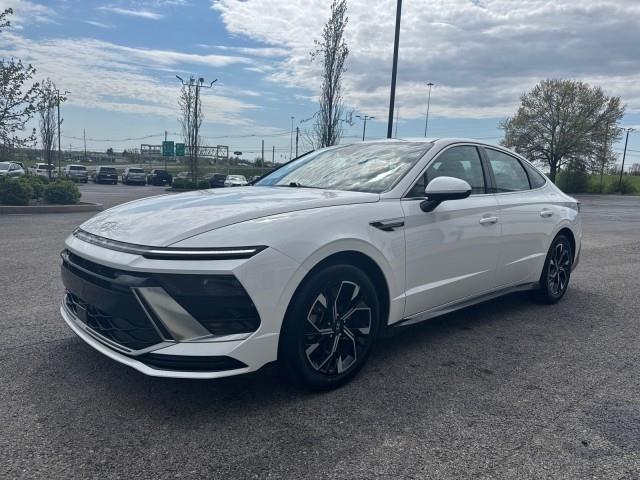 Hyundai Sonata SEL 2.5L FWD 2024