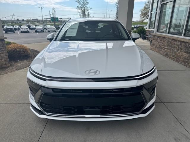 Hyundai Sonata SEL 2.5L FWD 2024