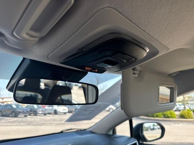 Toyota Corolla LE CVT (Natl) 2024