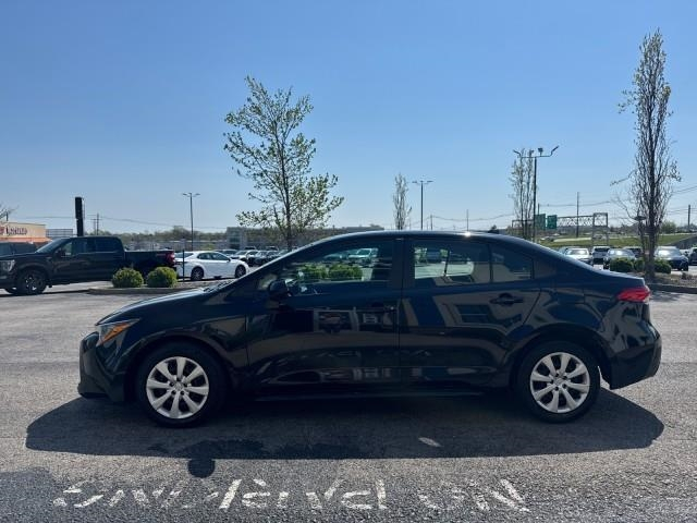 Toyota Corolla LE CVT (Natl) 2024