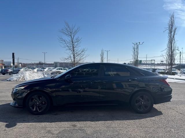 Hyundai Elantra SEL IVT 2022