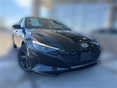2022 Hyundai Elantra 